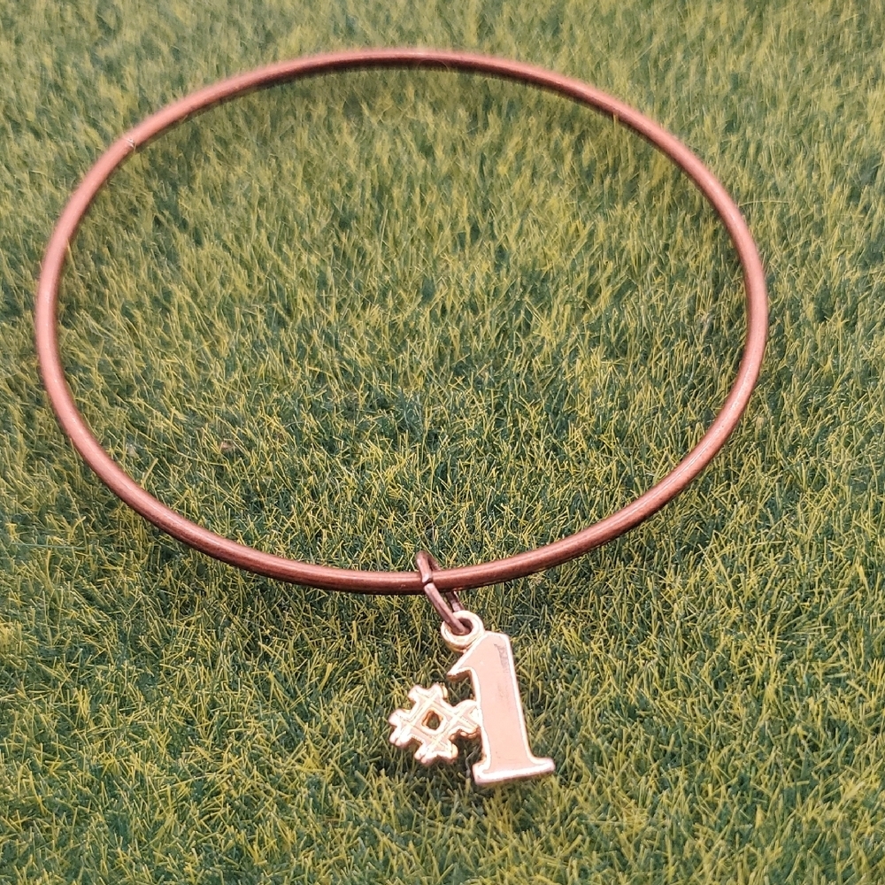 Number One Bracelet B3402